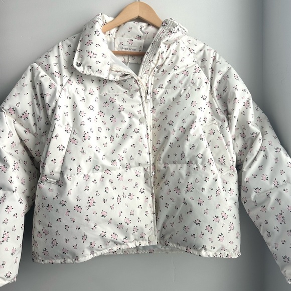 Delicate Bloom Floral Puffer Coat - Picture 6 of 6